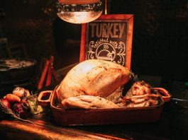 turkey is one of the most common Thanksgiving dishes